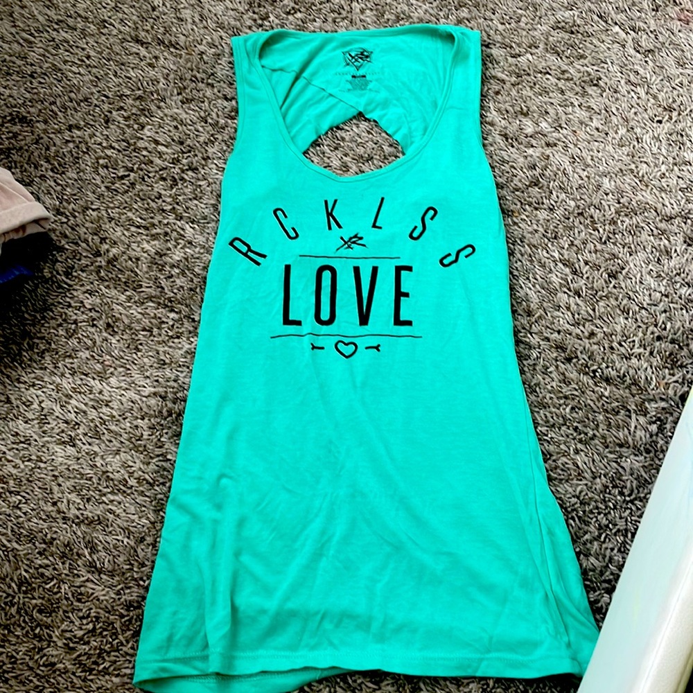 Médium Turquoises top